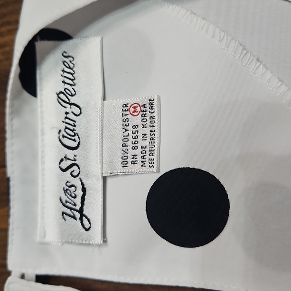 Polka Dot Sleeveless Top - Black and White - Picture 5 of 6